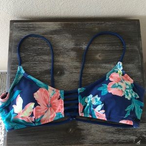 Rip curl bikini top XL